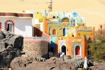 Nubian village by motorboat